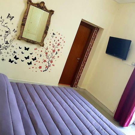 Apartamento I Tetti Del Centro Storico Nápoles Exterior foto
