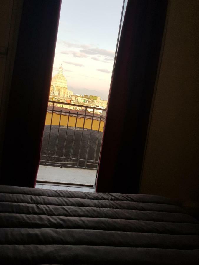 Apartamento I Tetti Del Centro Storico Nápoles Exterior foto